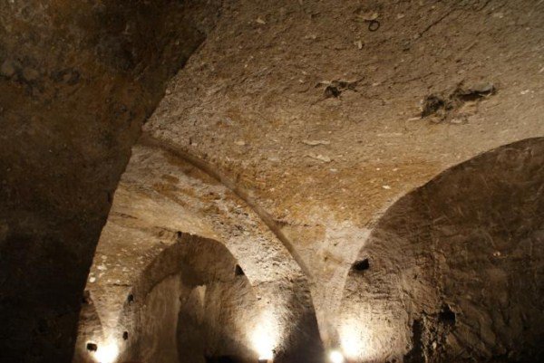 catacombe chiesa san salvatore